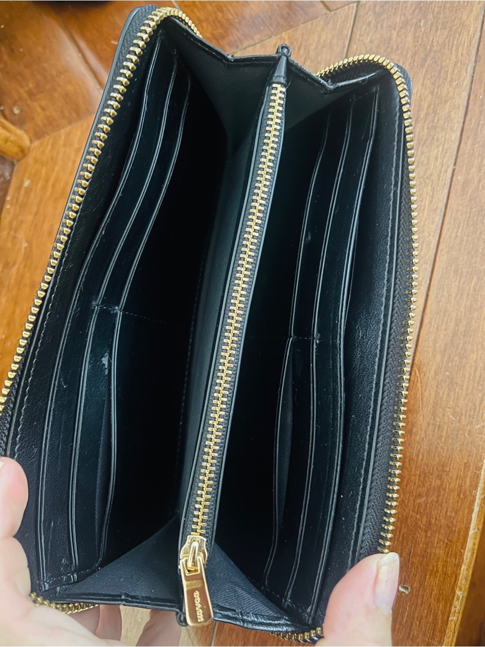Coach Black Leather
Long Zip Wallet with Gold Logo - Picture 2 of 5